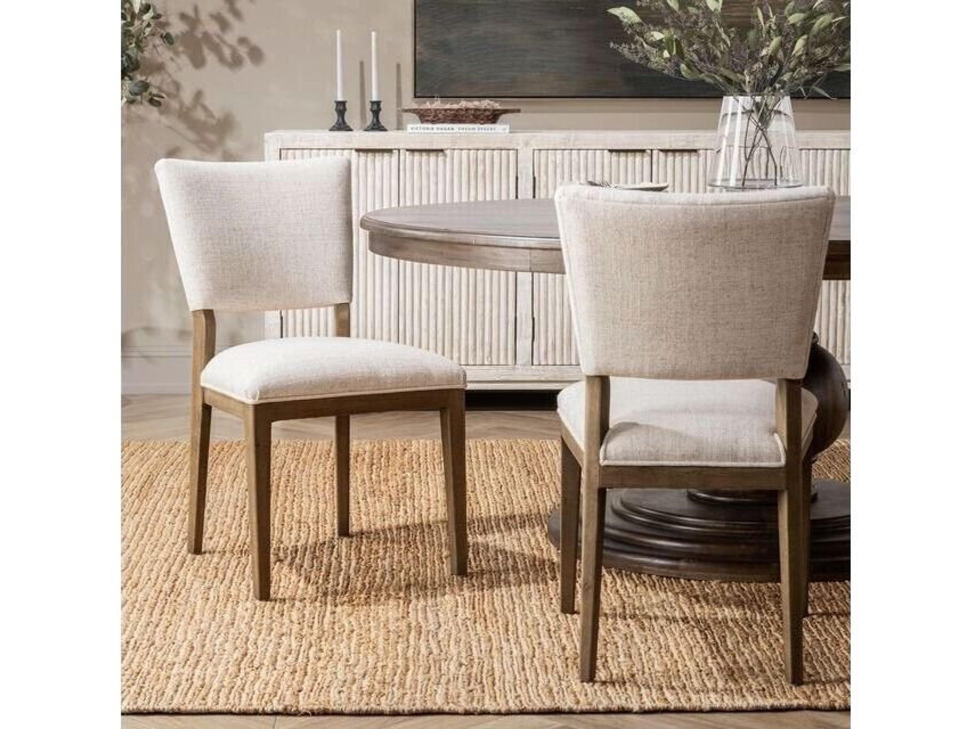 https://imgdataserver.com/cdn-cgi/image/width=3840,height=2880,fit=pad,background=white,quality=75,format=auto/items/CLHPHILLIPDININGSET51_zm.jpg