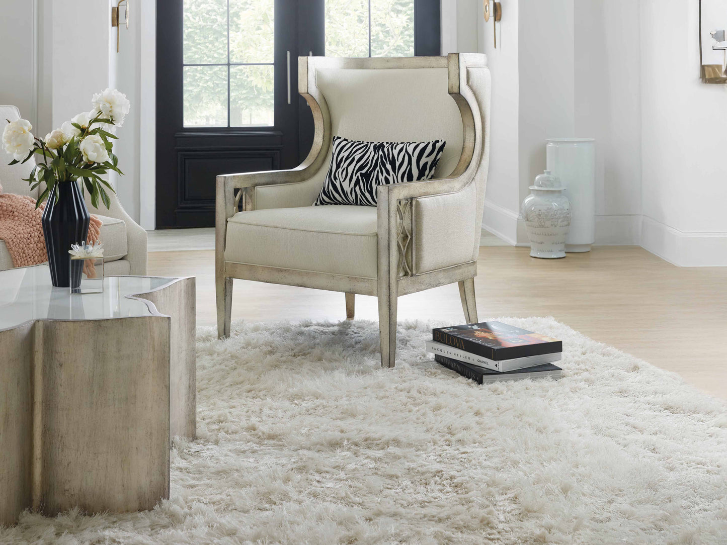 Hooker Furniture Sanctuary C Est La Vie Modern Glass Silver Round Coffee Table